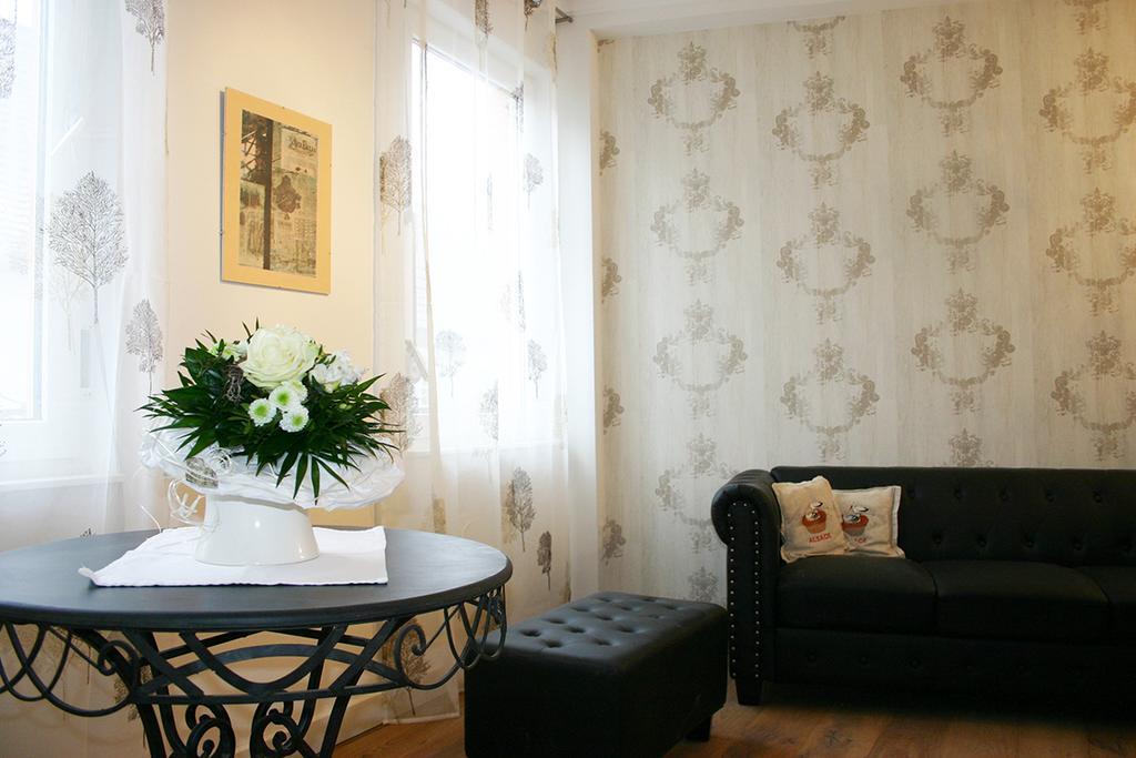 Apartment Koenigstrasse Bad Bergzabern Szoba fotó