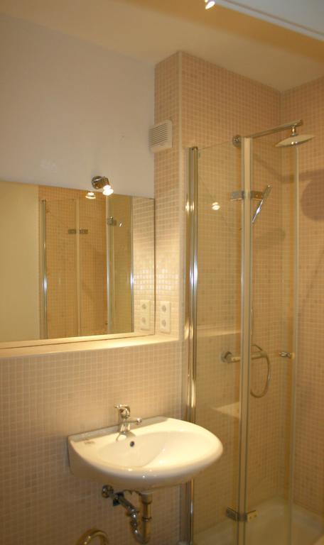 Apartment Koenigstrasse Bad Bergzabern Szoba fotó